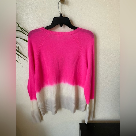 Golden Sun Women’s Cashmere Sweater Apres X SkI in Pink Barbiecore Pullover - Picture 3 of 7